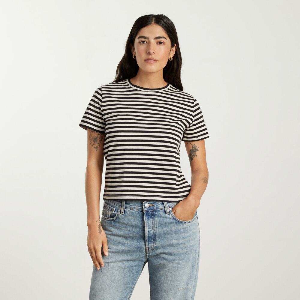 Everlane The Box-Cut Tee in Essential Cotton Tan Base - Size M